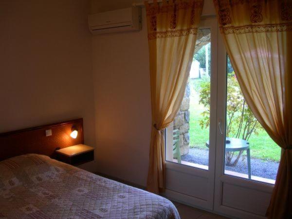 Hotel De La Madeleine Anduze Eksteriør bilde